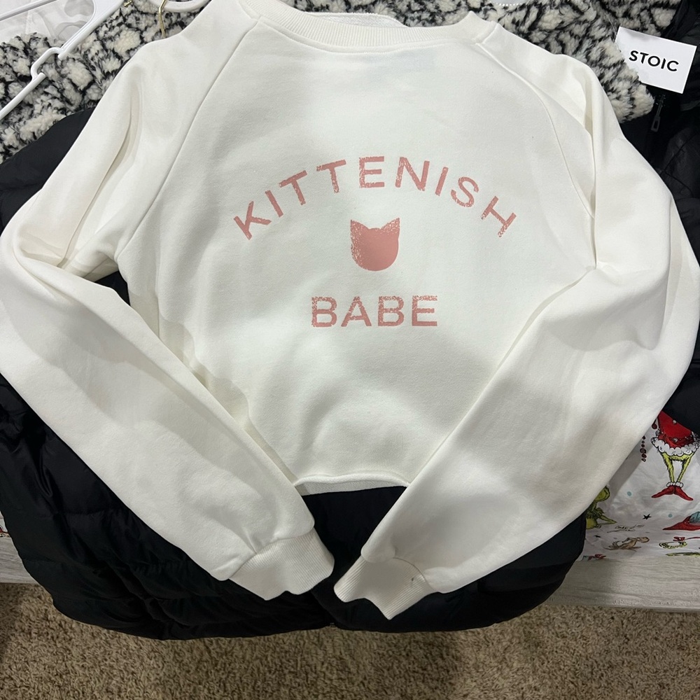 Kittenish cropped sweatshirt medium, never worn but I took tags off
